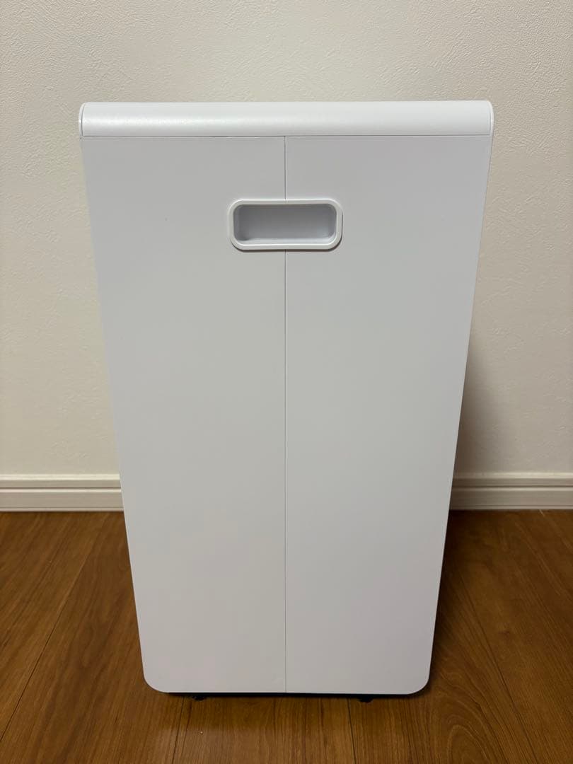 美品　YAMAZEN　除湿機　EDC-H60　2024年製