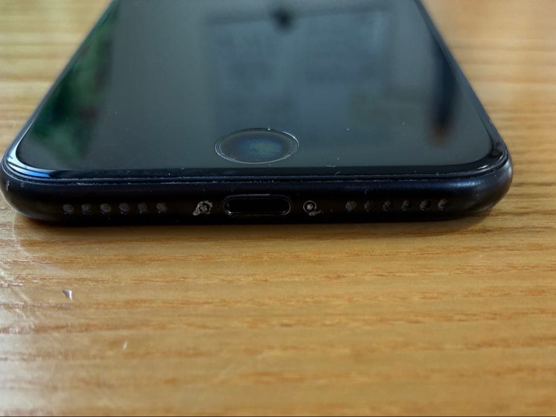 Apple iPhone SE 第二世代　ブラック　 本体　64GB 箱あり