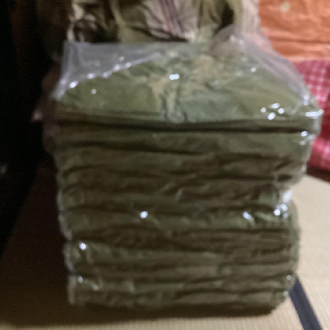 ③緑　松柄　高級座布団12枚　未使用品