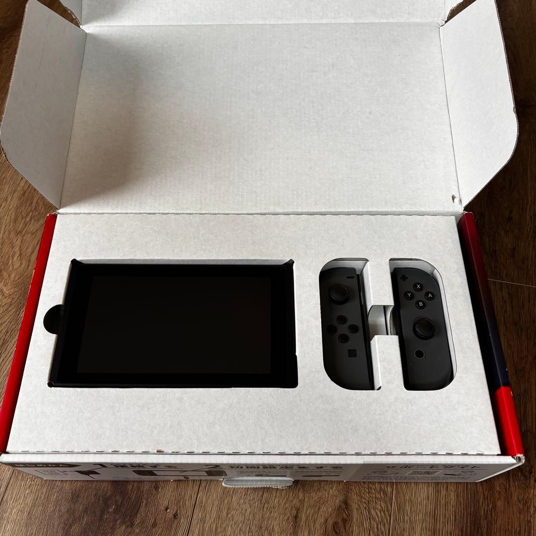美品）Nintendo Switch 本体 充電器　HDMIケーブル付き