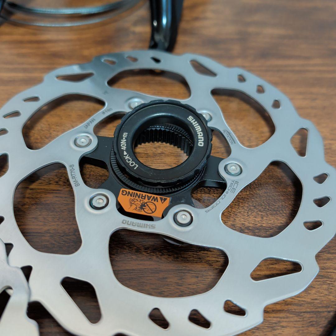 ね*い様 【新品】SHIMANO シマノ 105 R7020 油圧ディスク コン