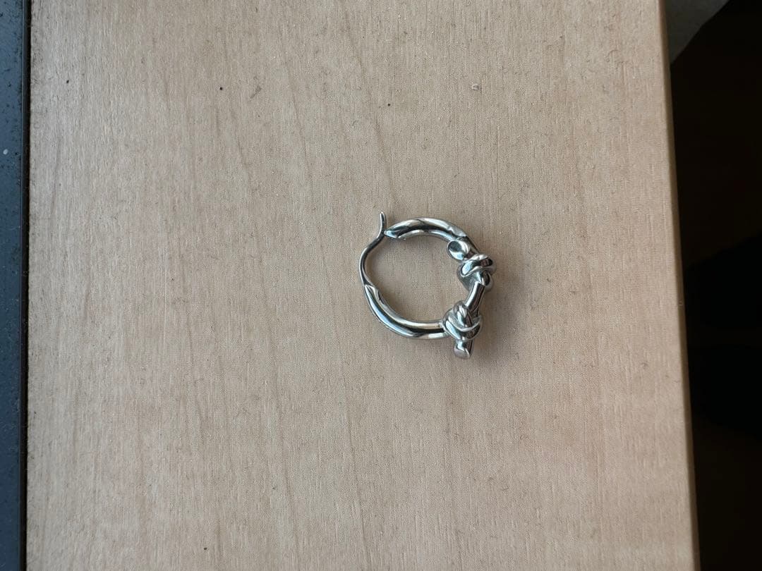 片方のみ DIESEL DX1566710 フープピアス　シルバー