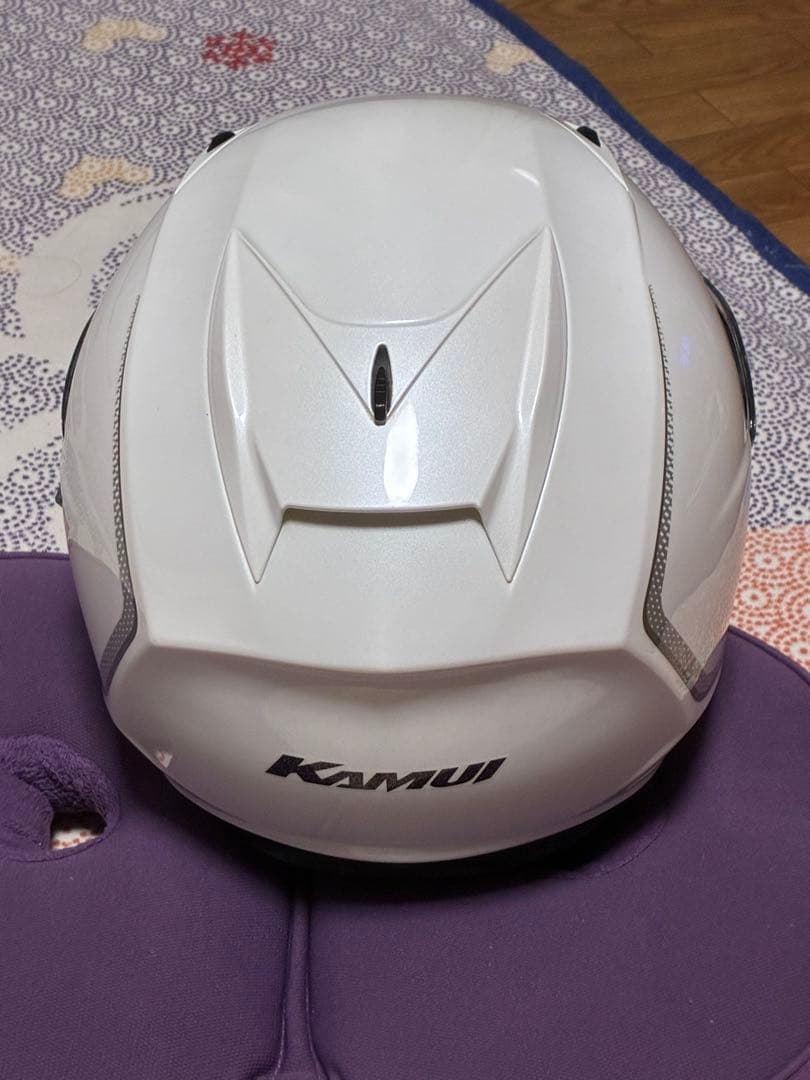 美品Kabuto カムイフルフェイスヘルメット ホワイトL