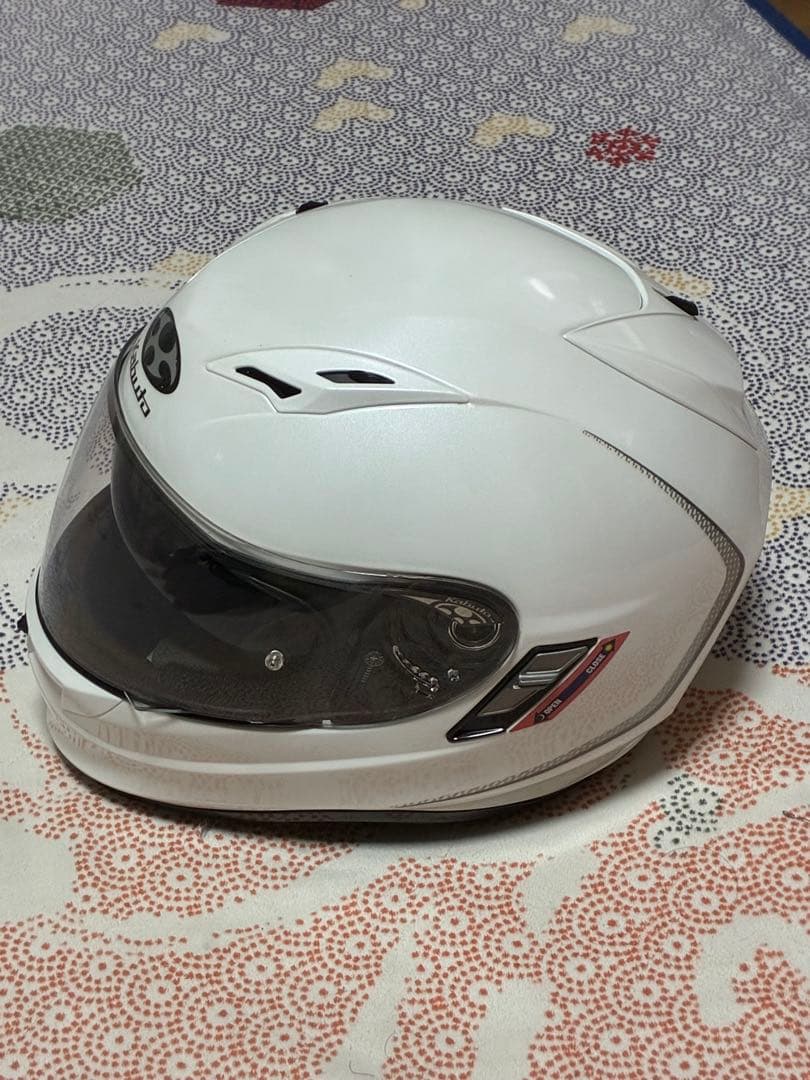 美品Kabuto カムイフルフェイスヘルメット ホワイトL