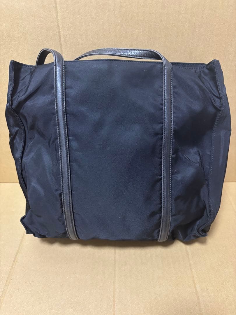 PRADA ブラック テッサートートバッグ B6222