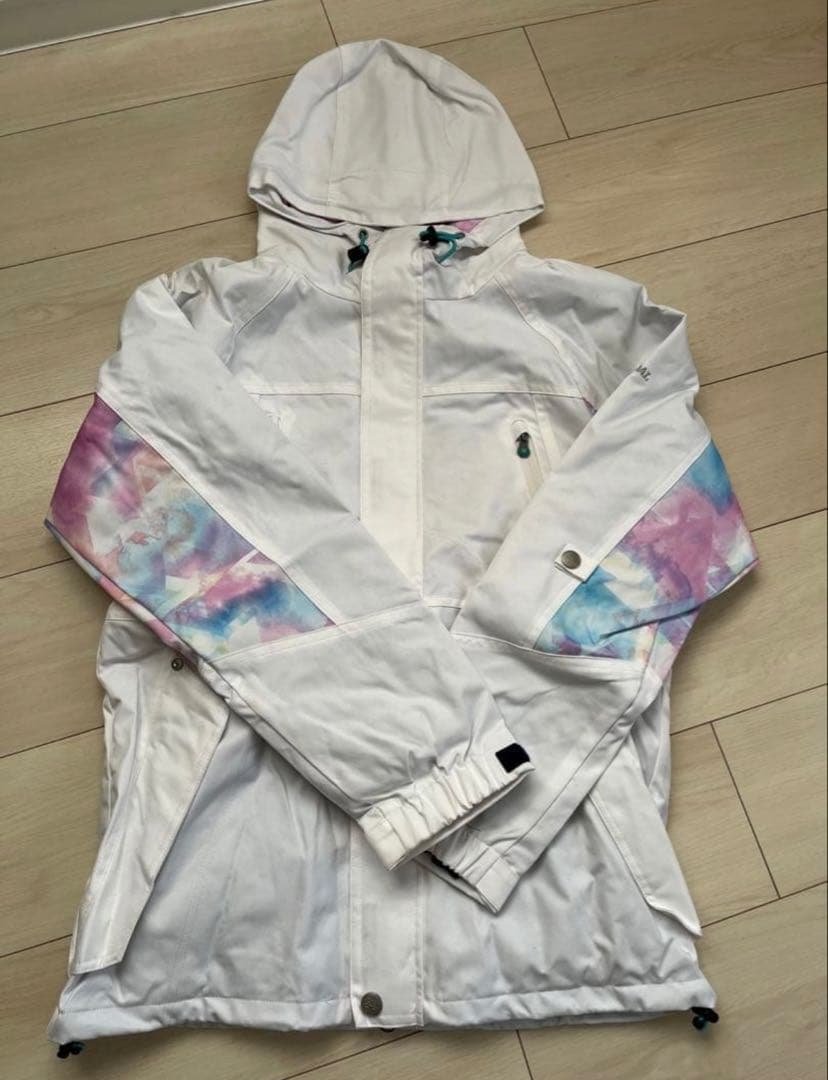 スノーボードウェア　スキーウェア