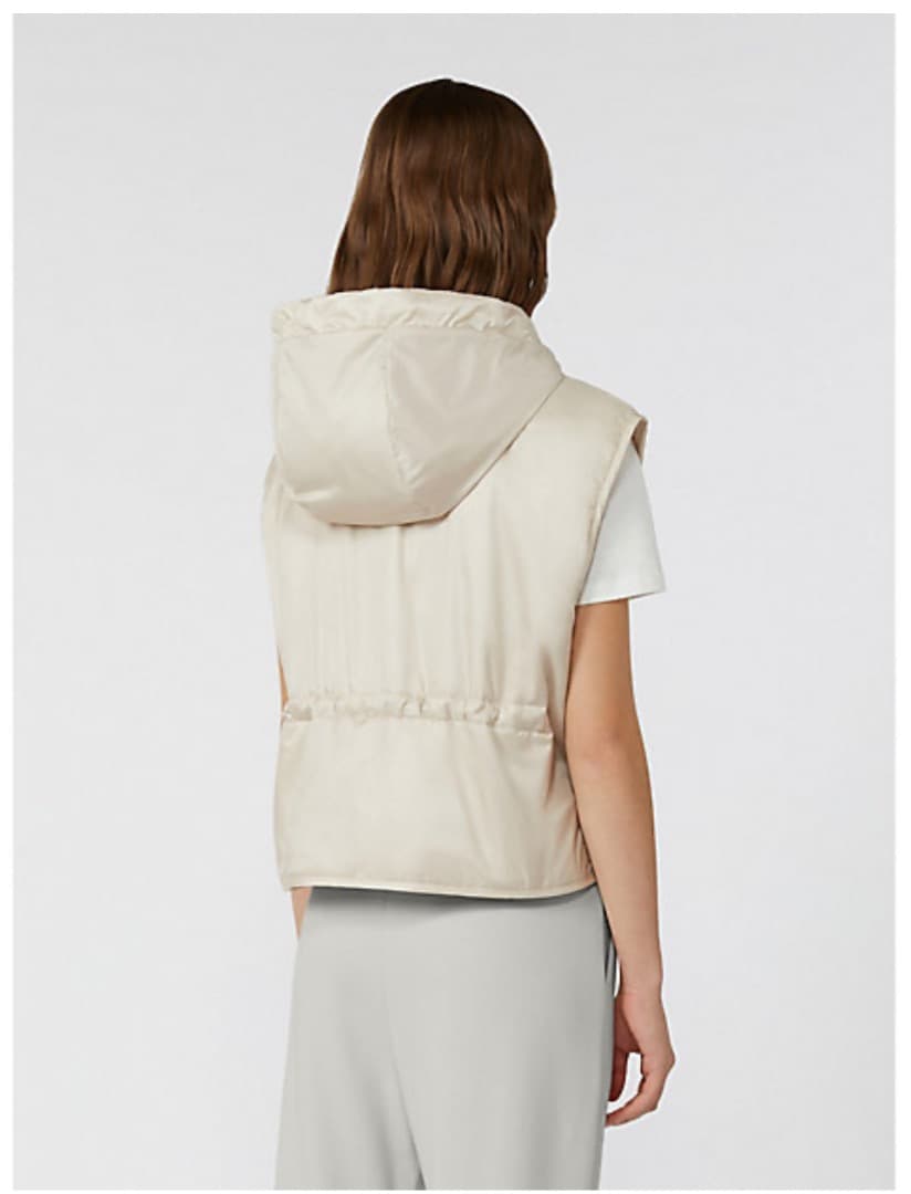 ウィークエンドマックスマーラリバーシブルキャンパスジレ