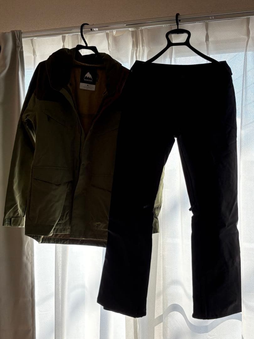 【美品】BURTON スノーボードウェア Mサイズ セット