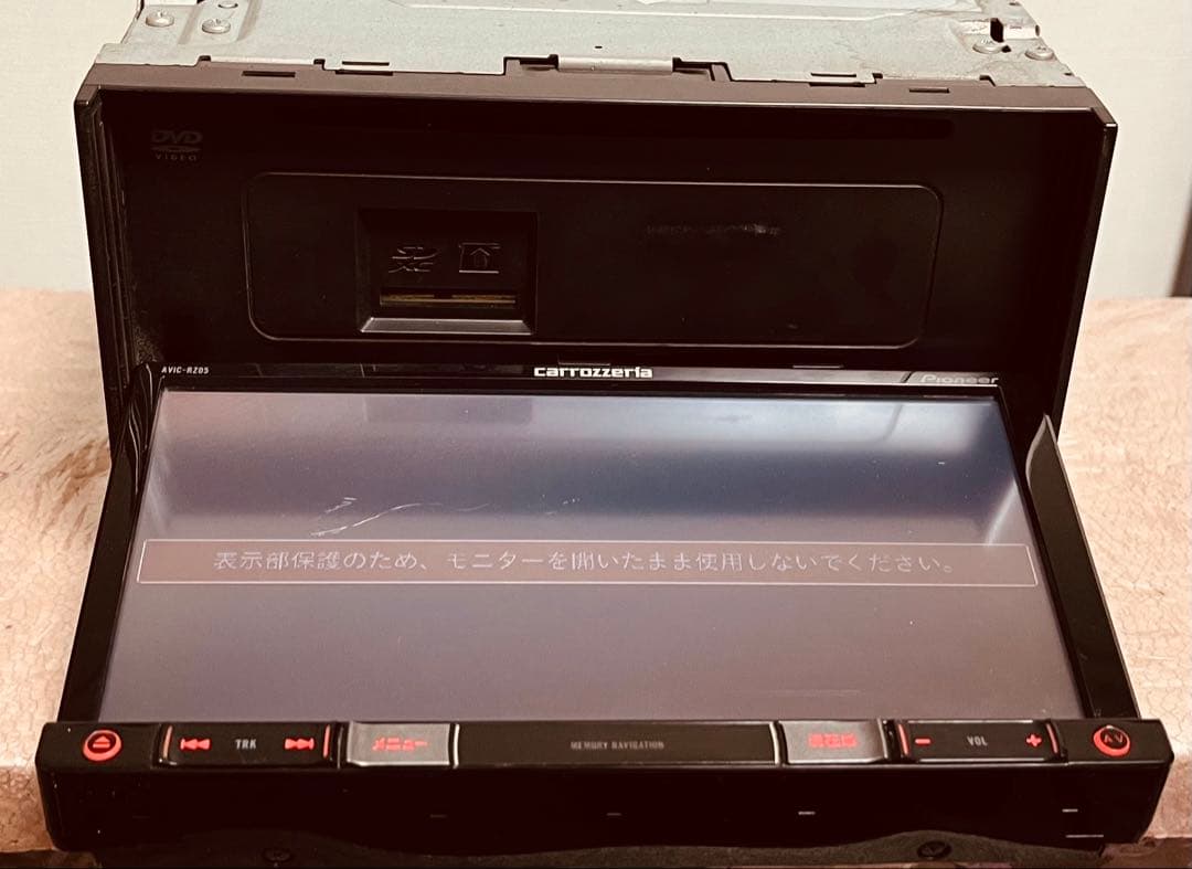 AVIC-RZ05 メモリーナビ★地図データ-2014年製 ★A-365