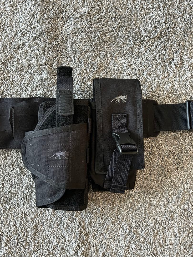 タスマニアンタイガー 、ファーストラインセット（ホルスター等6点セット）