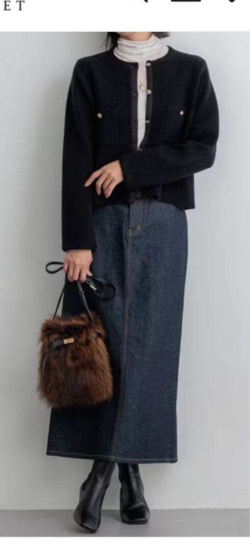 23区　ミニブークレニット カーディガン　ブラック　38