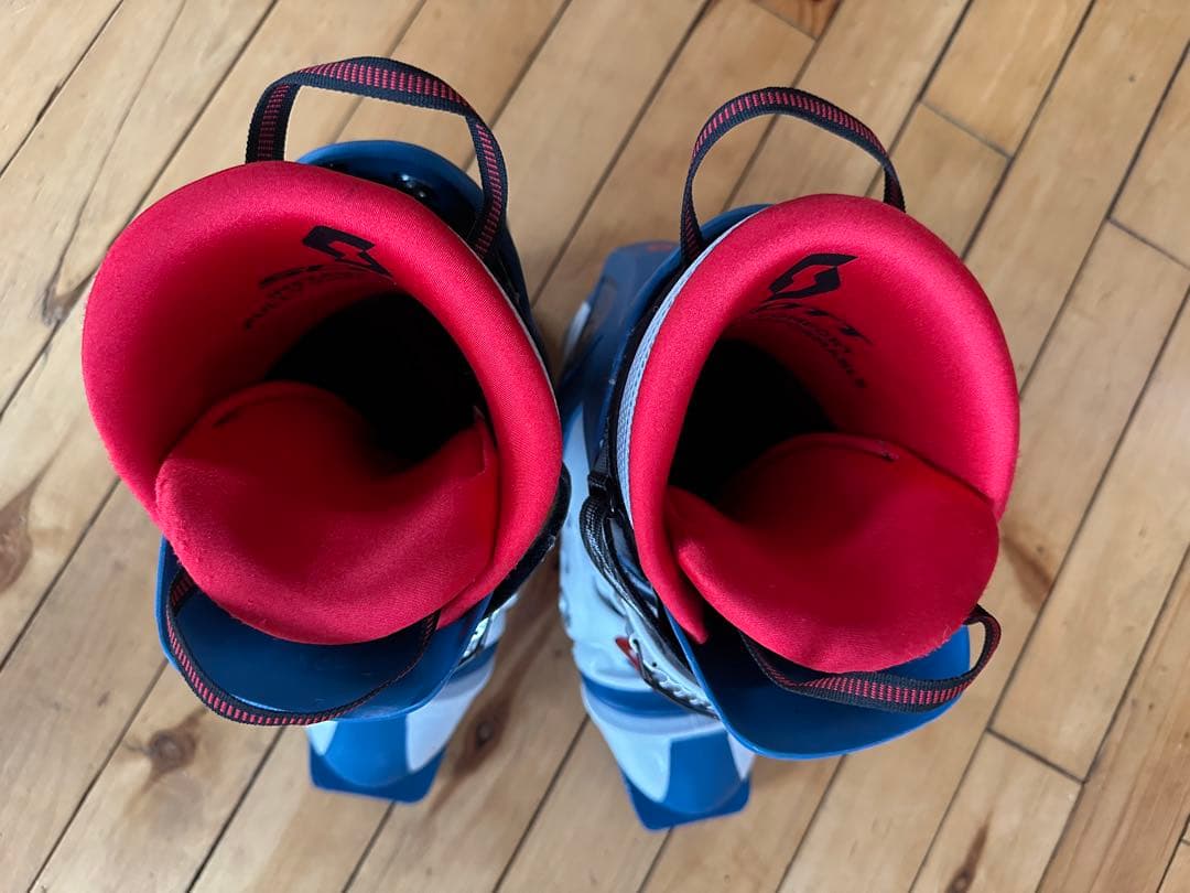 テレマークスキーブーツ、Scottスコットのsynergy シナジー２８cm