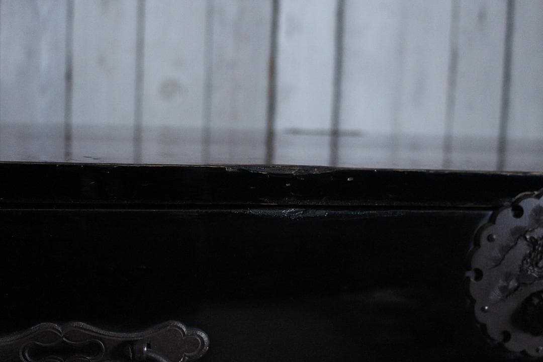 なおこ　綺麗な丸金具庄内箪笥　3段　中桐　タンス古家具　古民家　時代家具