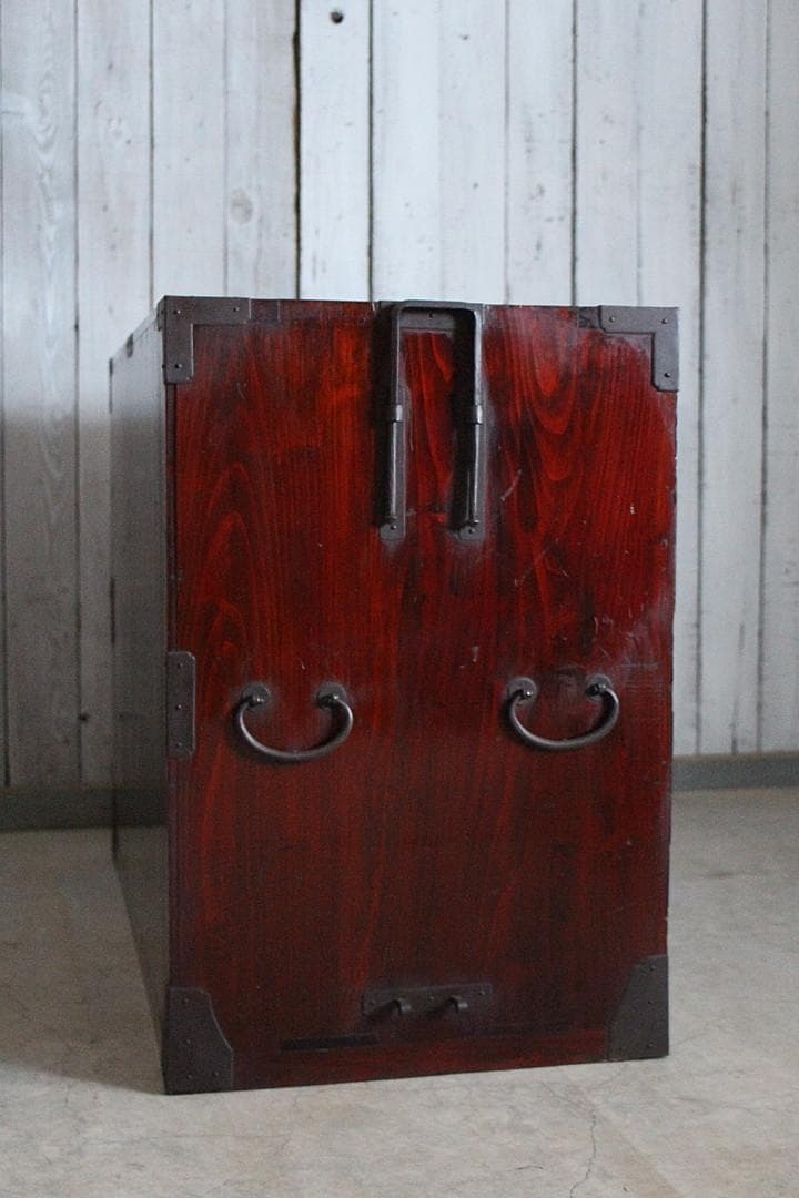 なおこ　綺麗な丸金具庄内箪笥　3段　中桐　タンス古家具　古民家　時代家具