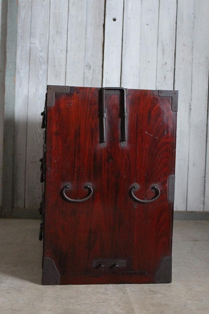 なおこ　綺麗な丸金具庄内箪笥　3段　中桐　タンス古家具　古民家　時代家具