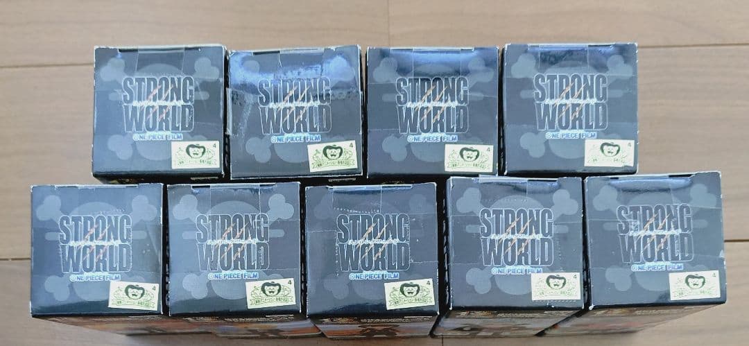 ワンピース　ワーコレ　ストロングワールド　麦わらの一味　９体　セット