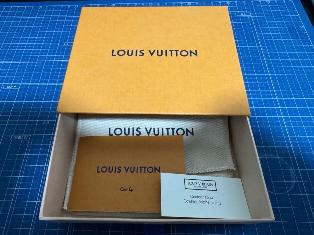 Louis Vuitton ダミエマネークリップ