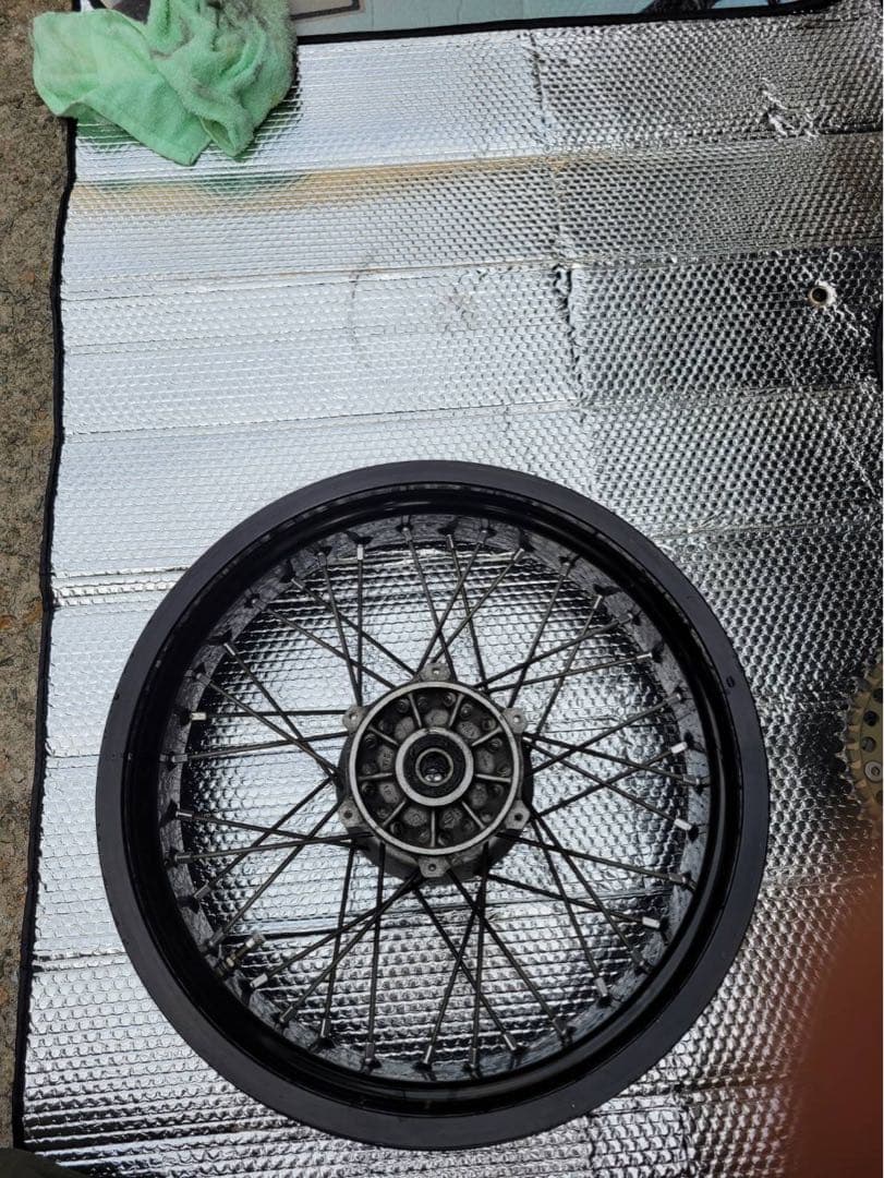 DRZ400SM リアホイール