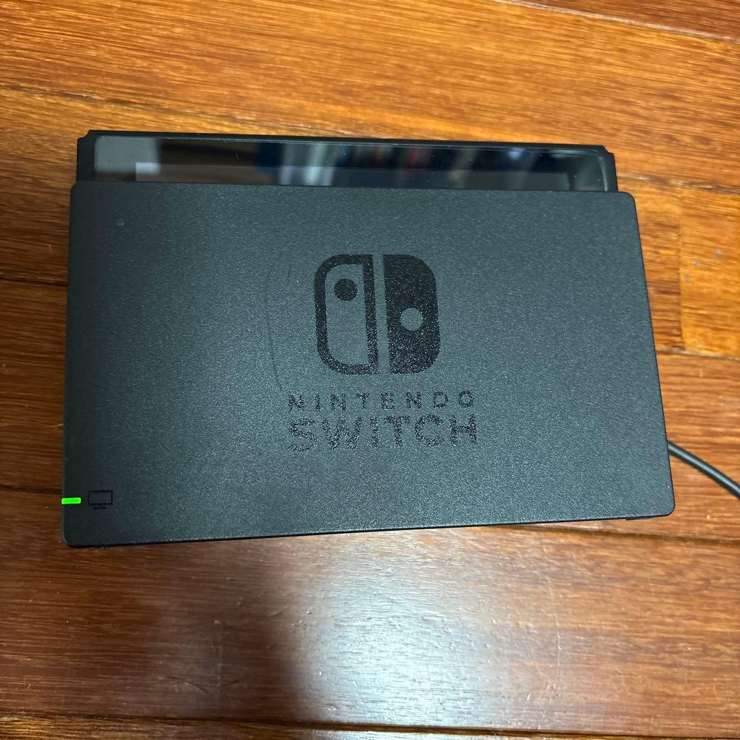 任天堂Switch スイッチ　本体　nintendo