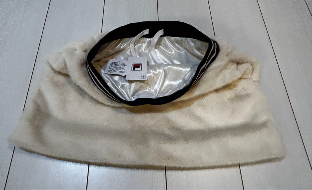 ★フィラ　ボア　テニススコート　サイズＬ　ホワイト　新品未使用　タグ付き