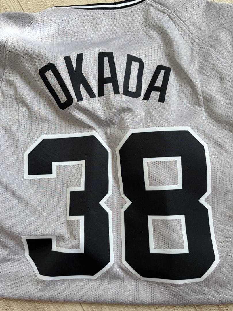 ジャイアンツ　ビジターユニホーム　岡田悠希