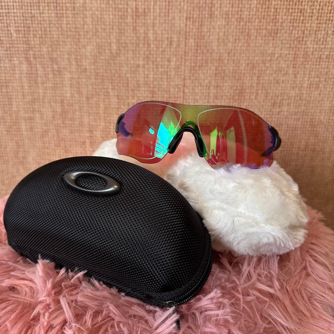 Oakley スポーツサングラス ケース付き