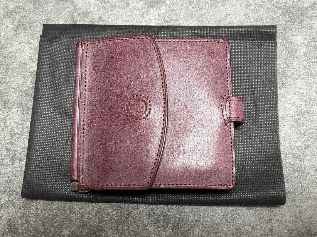 ASUMEDERU ロロマ 札バサミ 色:プルーニャ