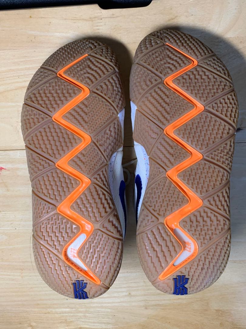 Kyrie 4 Uncle Drew カイリー4 アンクルドリュー EP