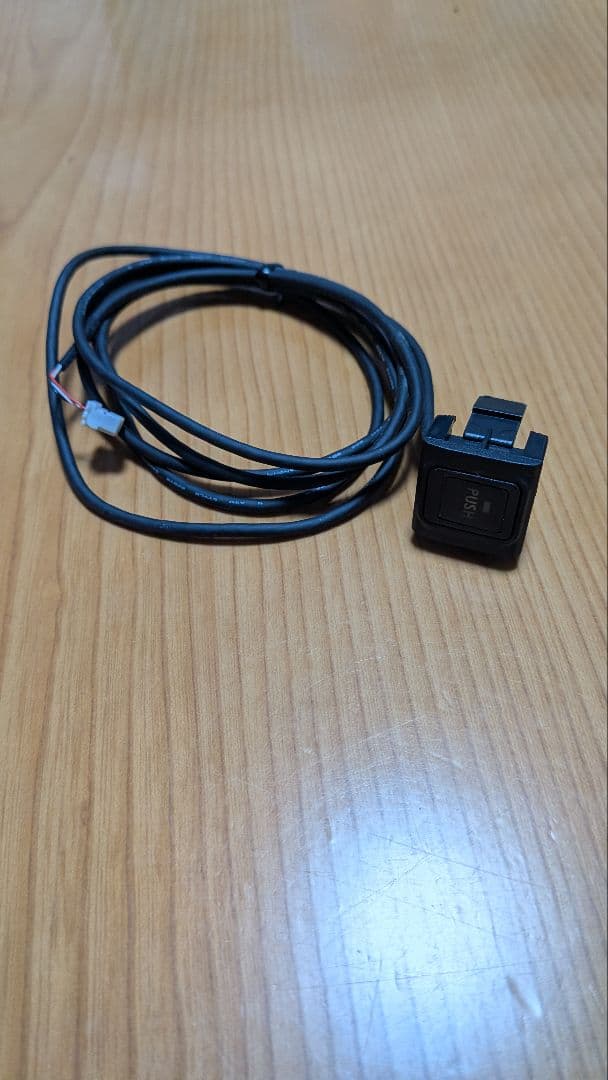 y*v様 トヨタ車専用　ディスプレイオーディオ用映像入力アダプター