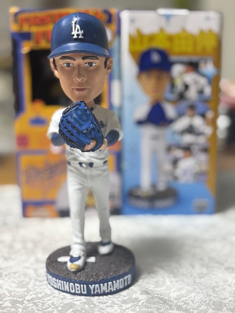 Yoshinobu Yamamoto ボブルヘッド フィギュア