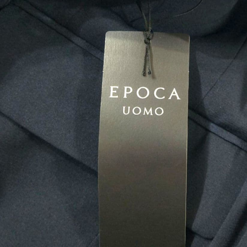 【新品タグ付】EPOCA UOMO　テーラードジャケット　48　ネイビー系
