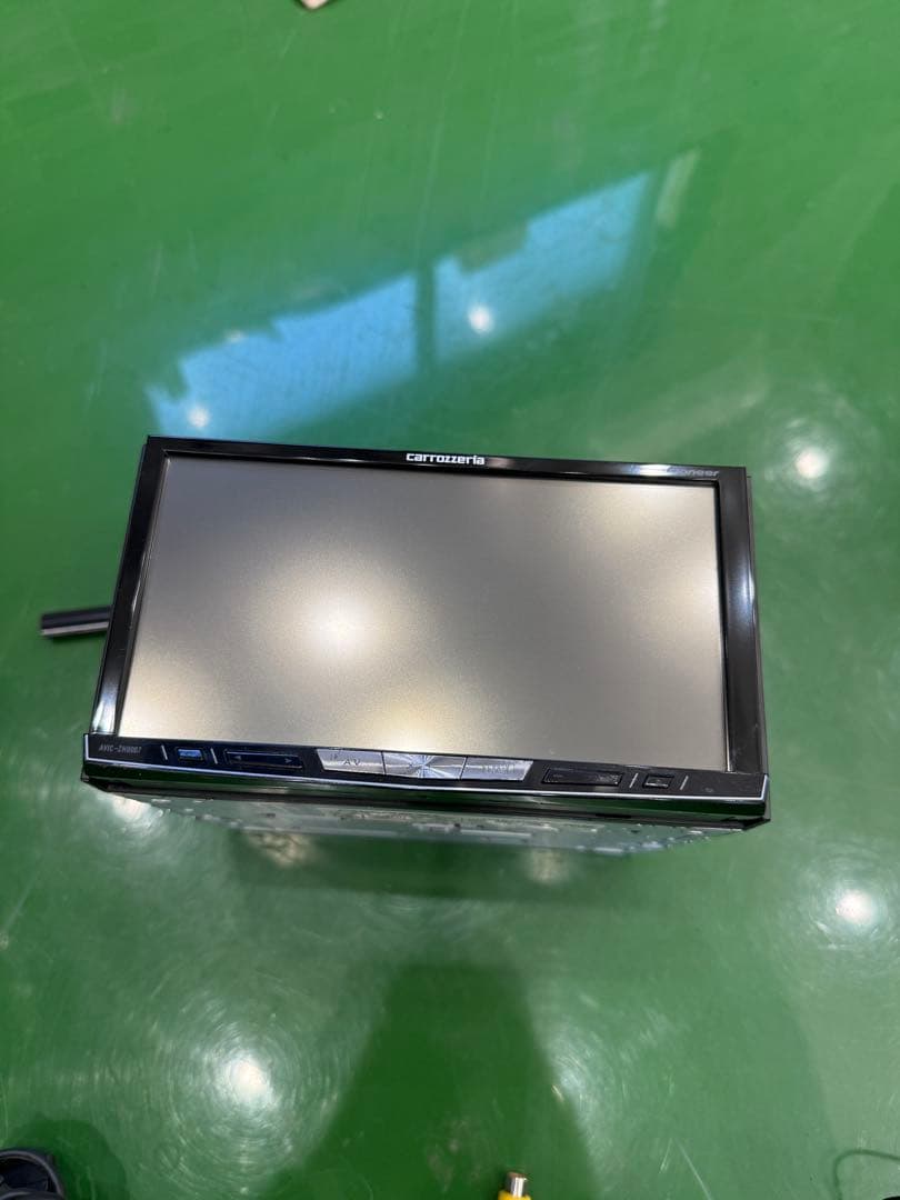 Carrozzeria AVIC-ZH0007 カーナビ　カロッツェリア