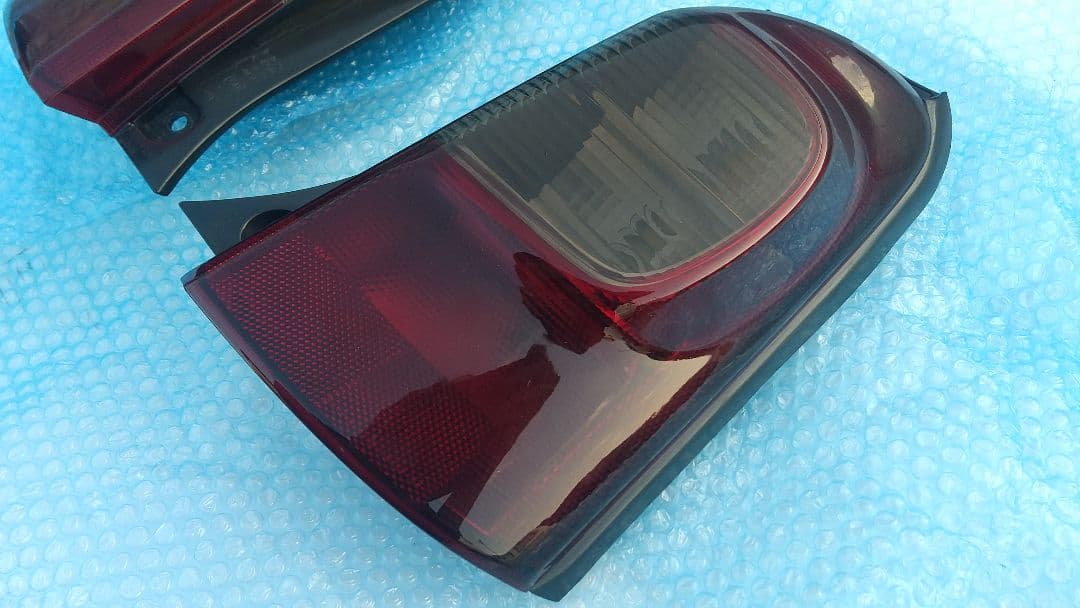 美品♪エッセL235Sスモークテールランプ