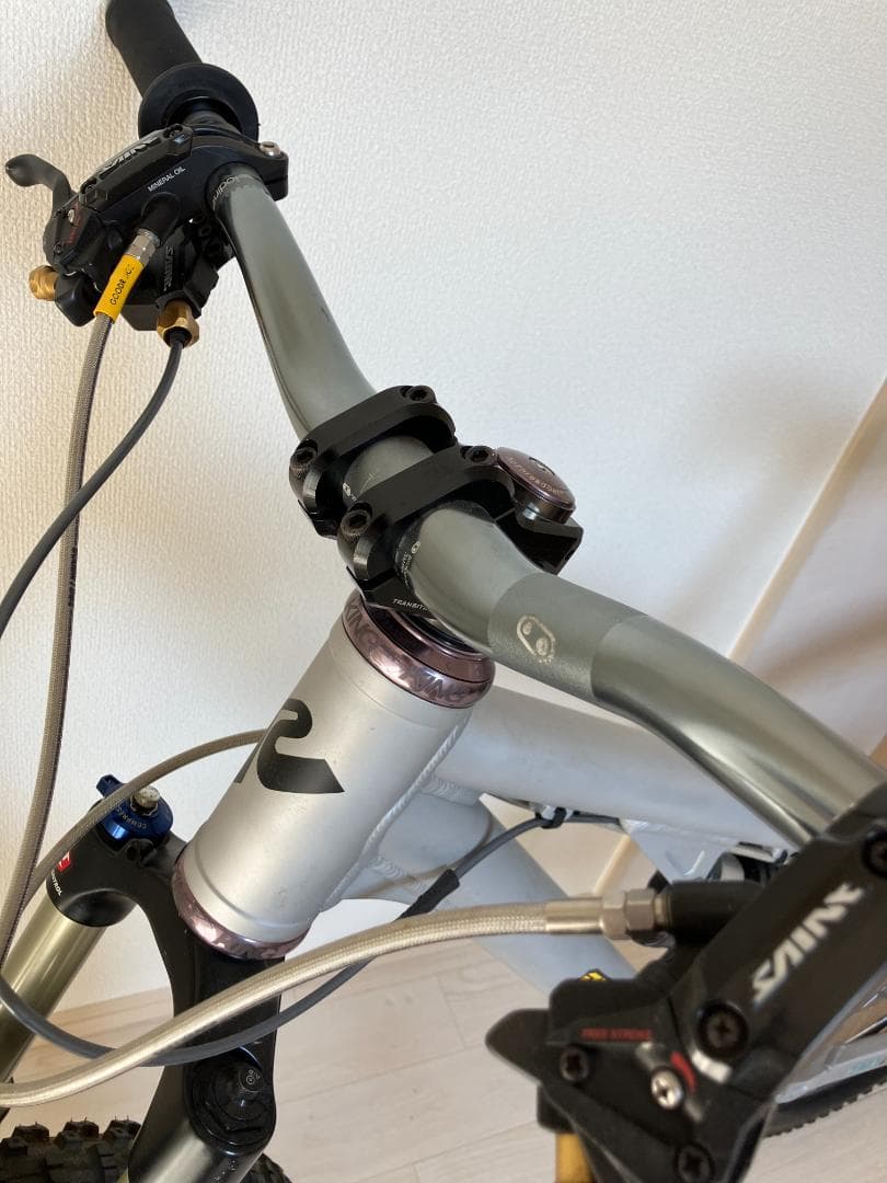 saharaさま専用　Transition ボトルロケット送料無料！