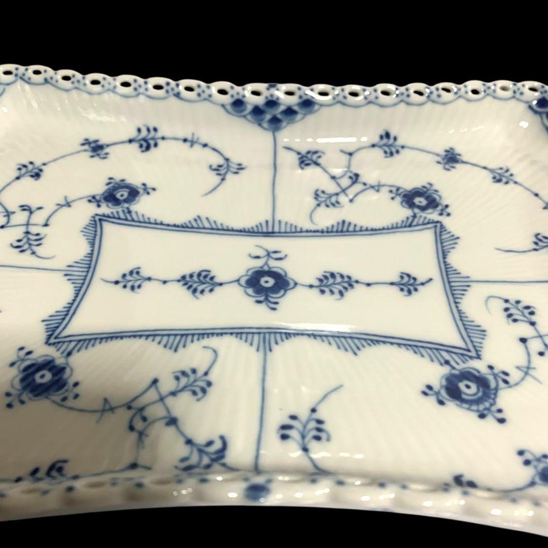 ロイヤルコペンハーゲン ブルーフルーテッド フルレース スクエアプレート