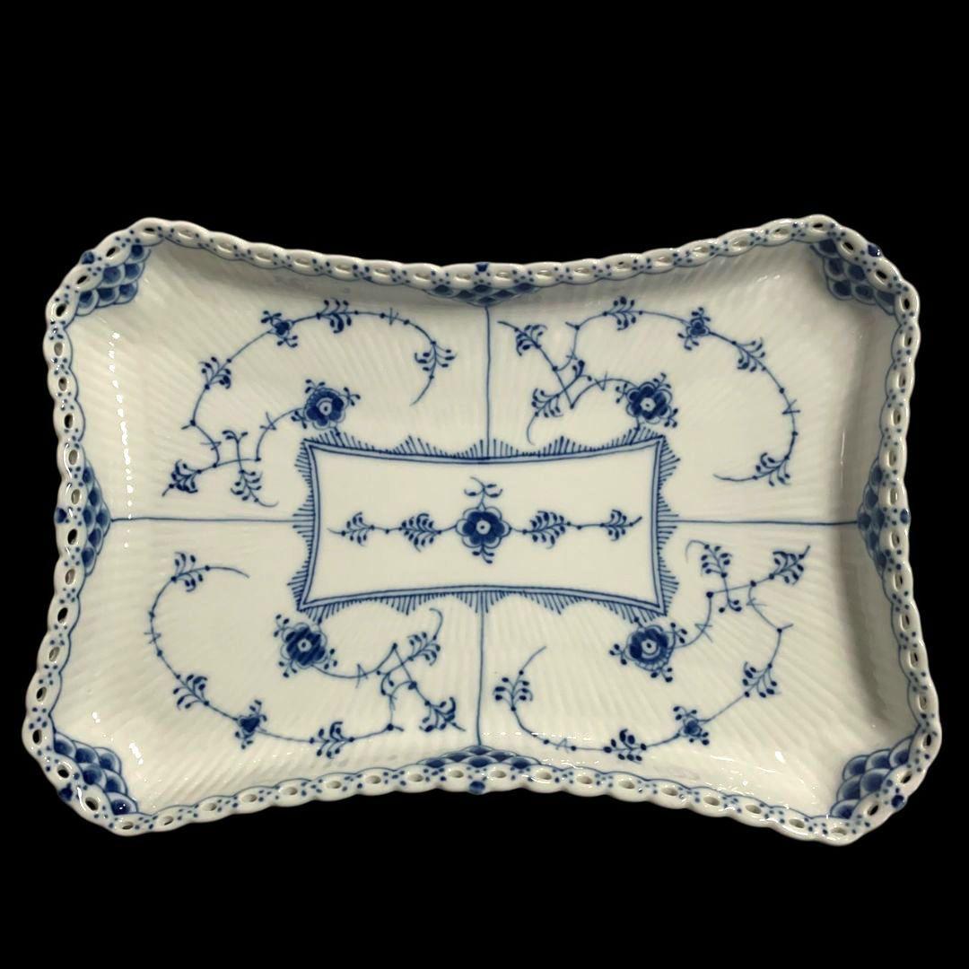 ロイヤルコペンハーゲン ブルーフルーテッド フルレース スクエアプレート