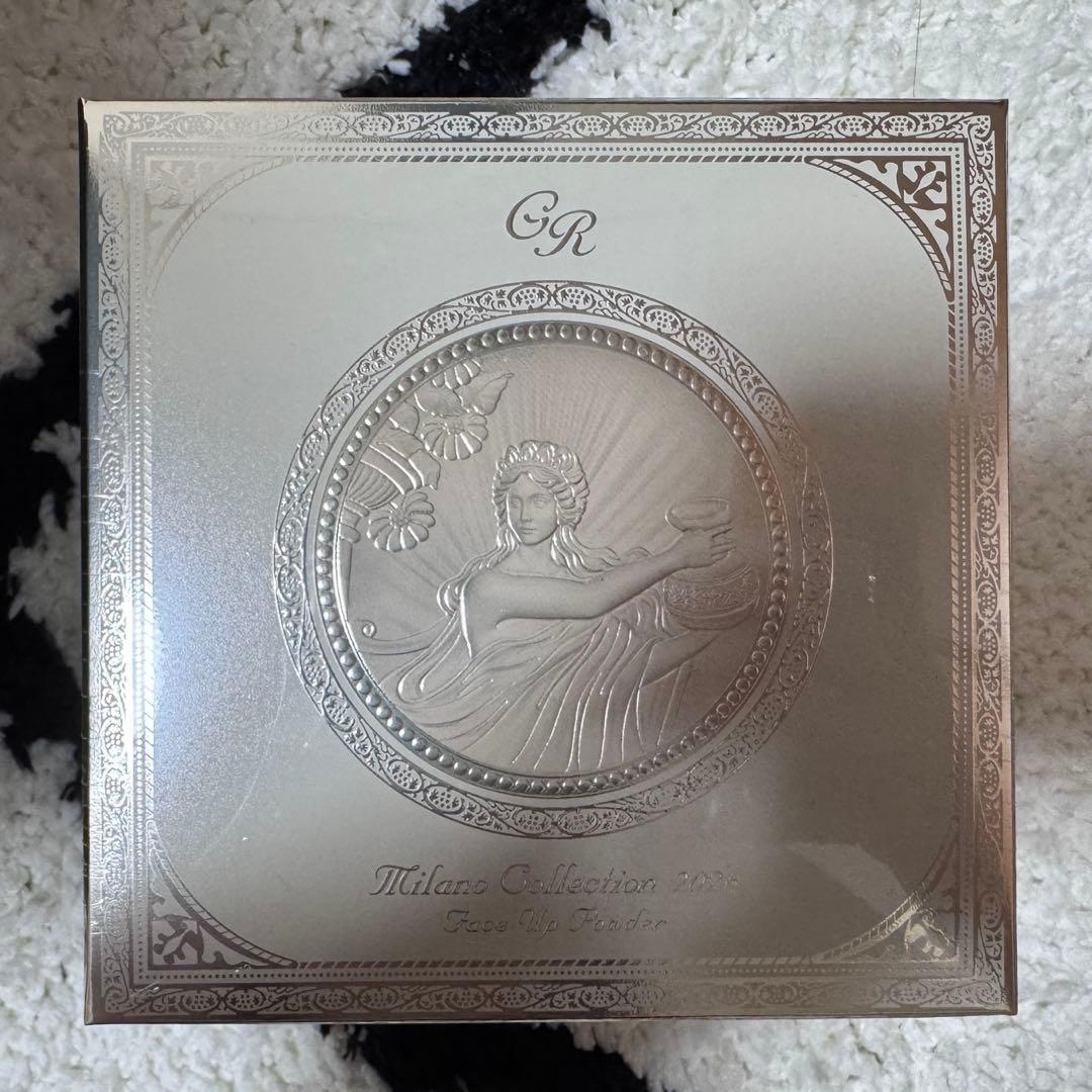 GR Milano Collection 2026 フェイスアップパウダー