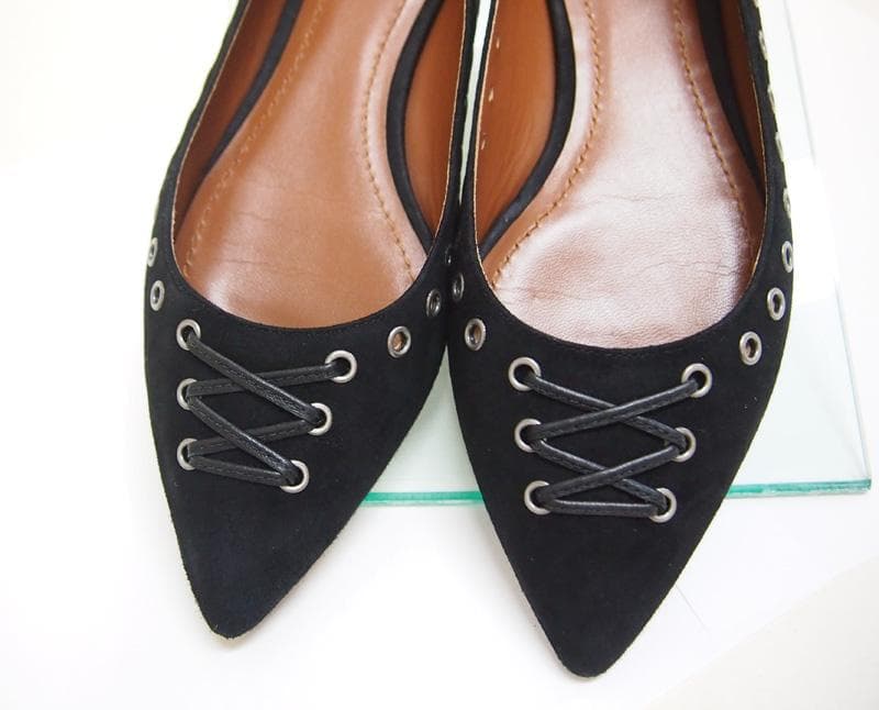 COACH ブラック フラットシューズ　レザーハトメ飾り（7Ｃ）24.0cm