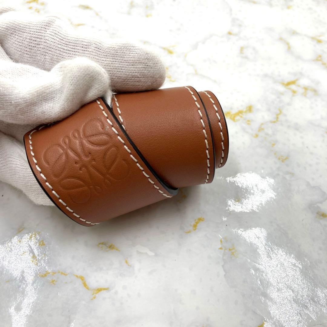 外観極美品❣️LOEWE ロエベアナグラムスラップレザーブレスレットアクセサリー