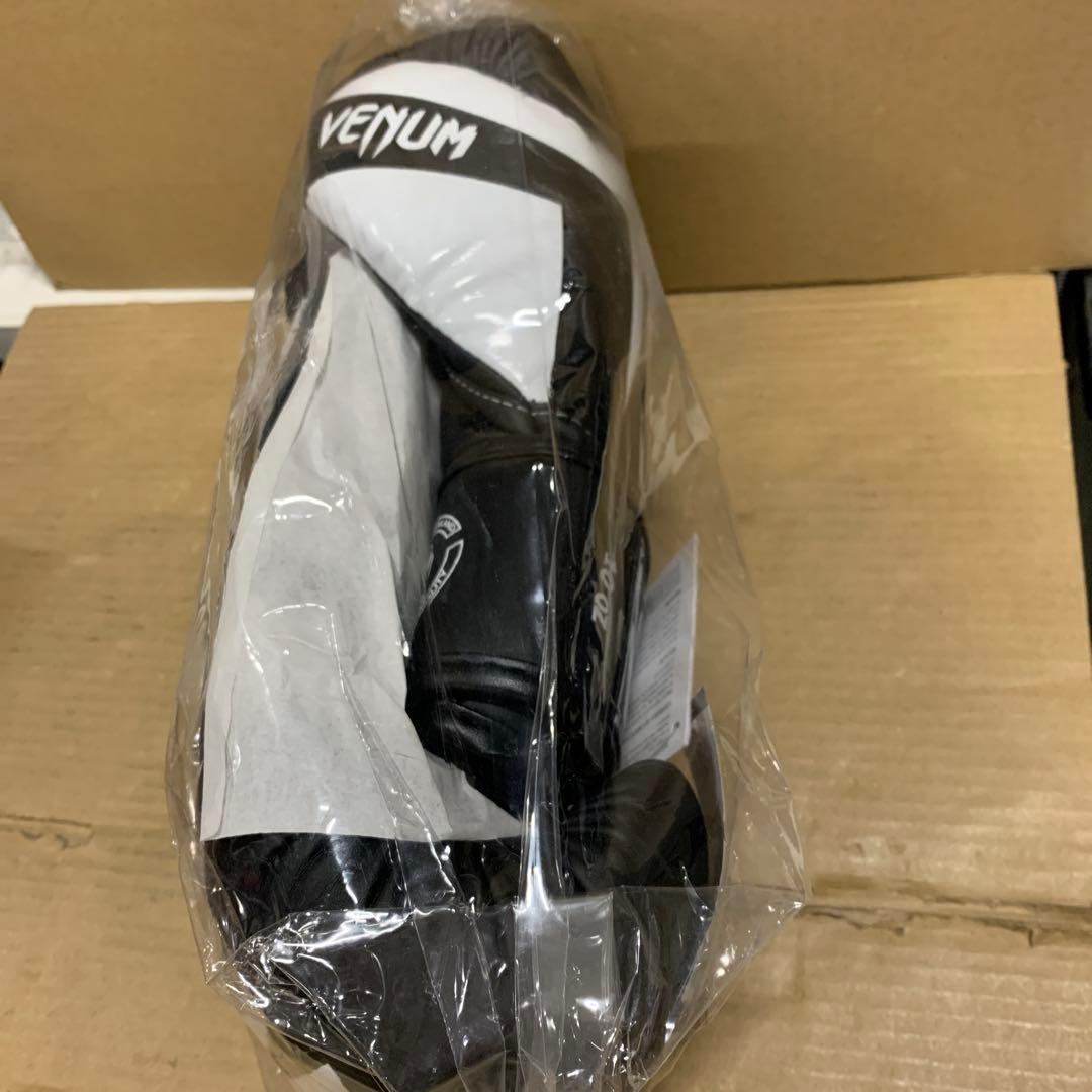 新品　Venum Elite ボクシンググローブ 10oz