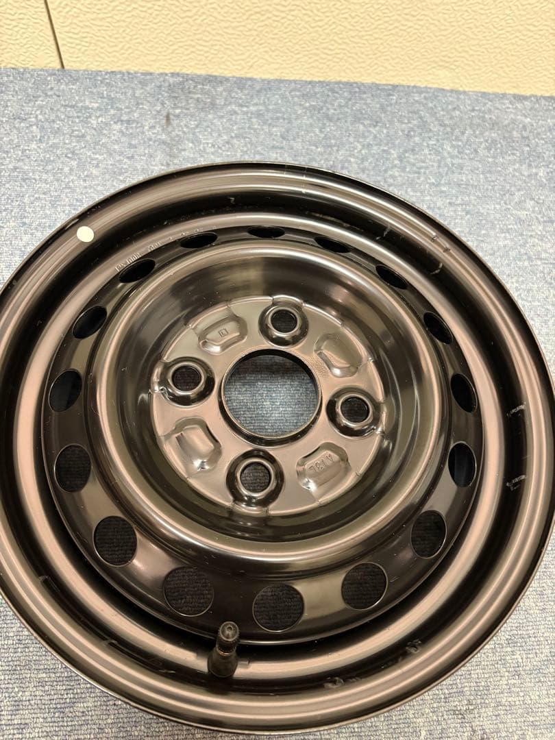 ダイハツ12インチ鉄ホイール（新車時取り外し）２本