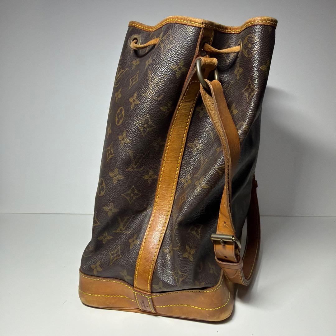 ルイヴィトン　モノグラム　ノエ　巾着　ショルダーバッグ
