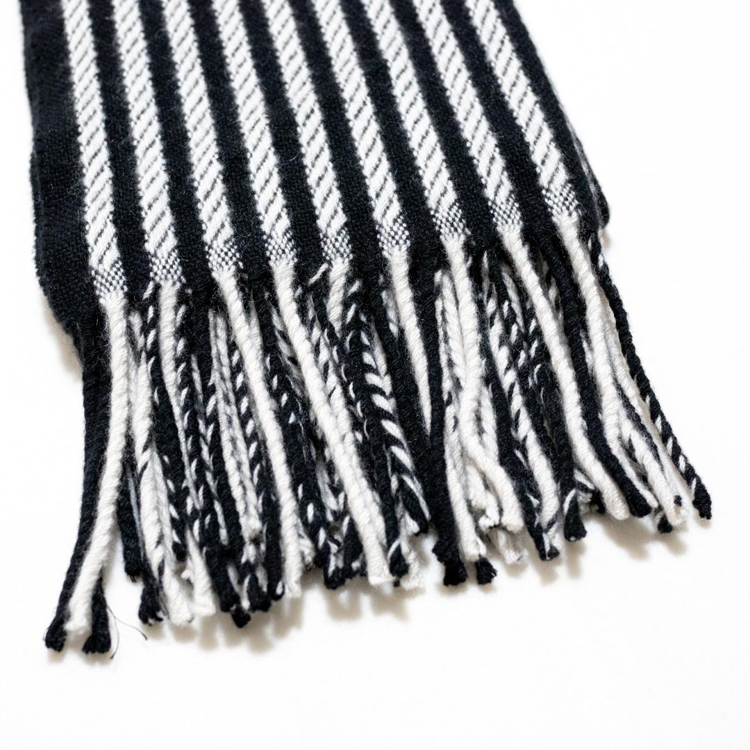 SAINT LAURENT メンズマフラー 白黒 ストライプ