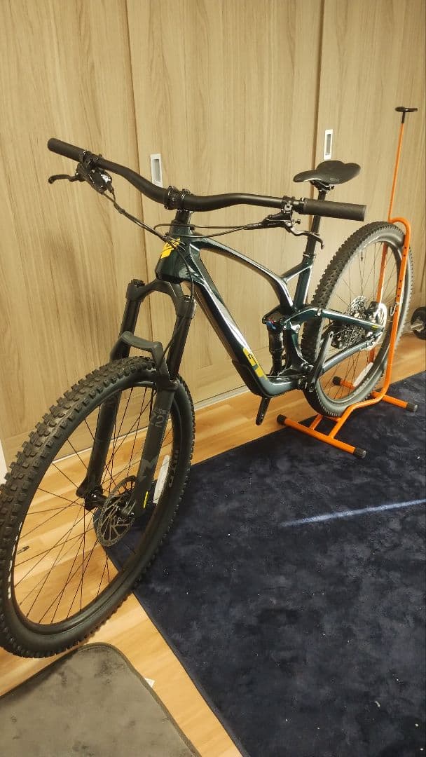 GT SENSOR CARBON ELITE LTD フルサス　浜松　大阪