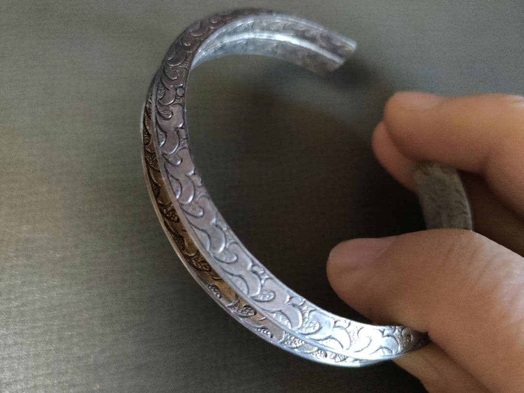 シルバー調花模様カフブレスレット ☆Taka☆