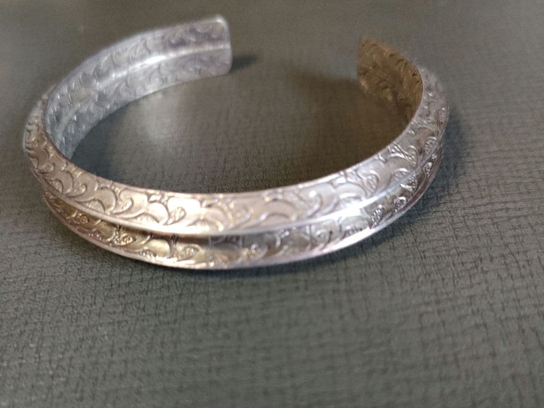 シルバー調花模様カフブレスレット ☆Taka☆