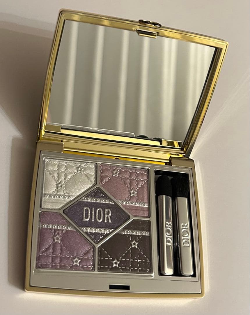 DIORディオールショウ サンク クルール ホリデーコレクション2025 912