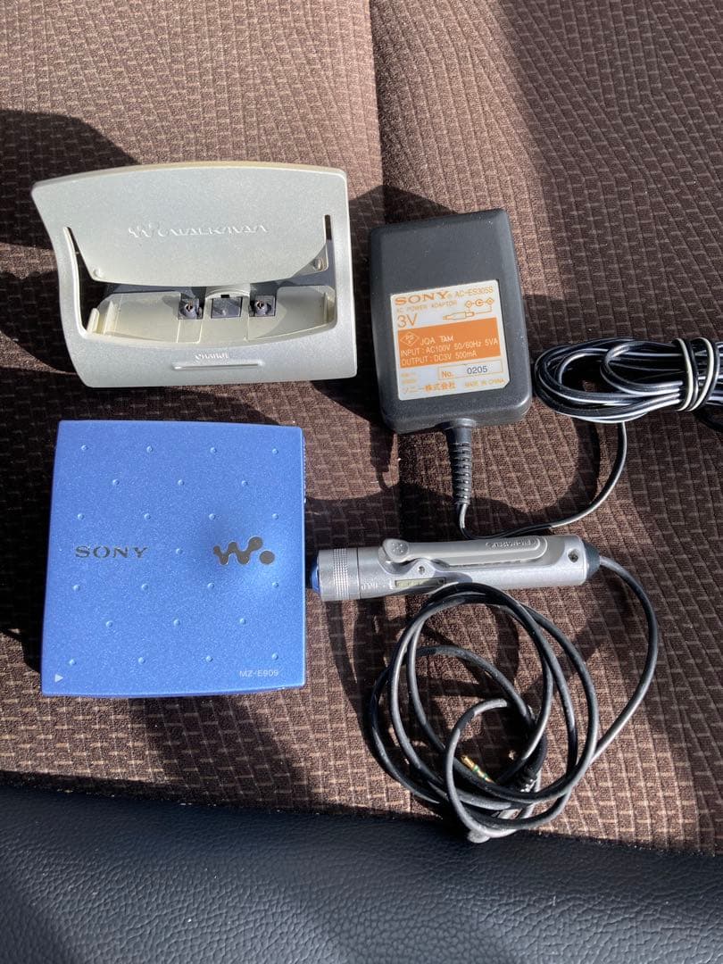 SONY ポータブルミニディスクプレーヤー MZ-E909