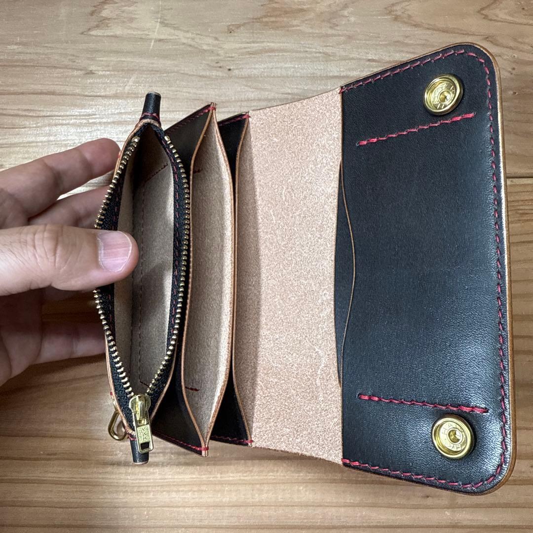 栃木レザー 丘染 ミドル トラッカーウォレット カスタム サドルレザー 真鍮