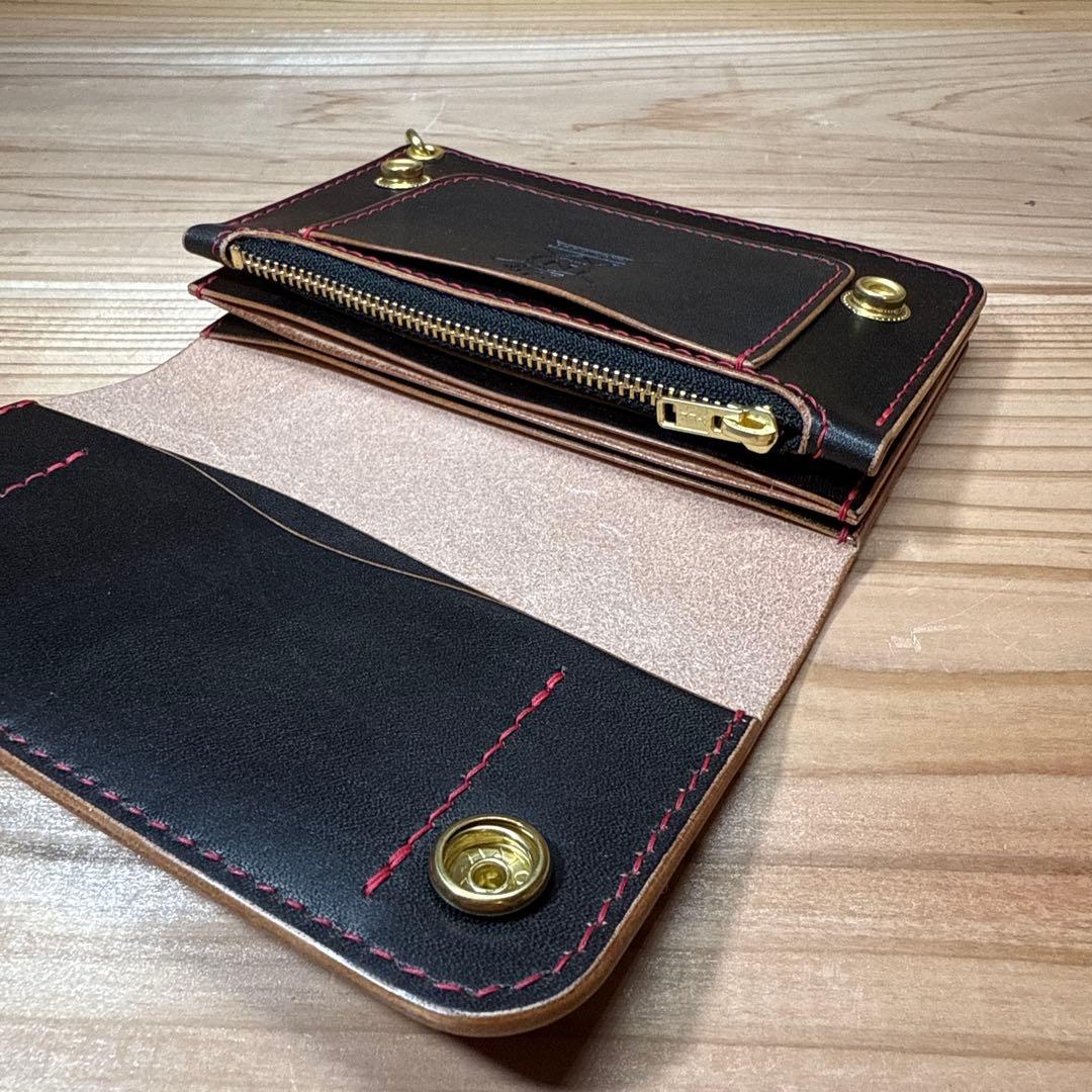 栃木レザー 丘染 ミドル トラッカーウォレット カスタム サドルレザー 真鍮